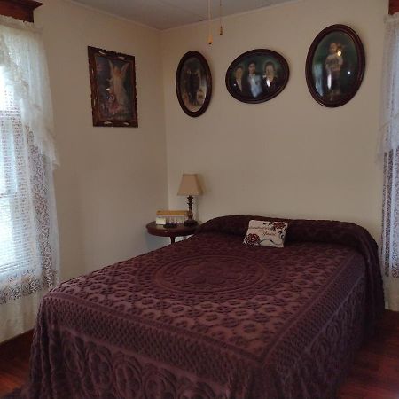 Quiet Full-Size Bed Close To Town 420 Friendly Trinidad Eksteriør bilde